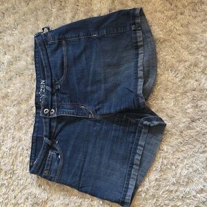 Levis Denizen Jean Shorts Womens Size 8